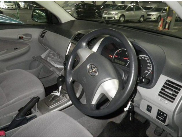 COROLLA AXIO 4WD X3