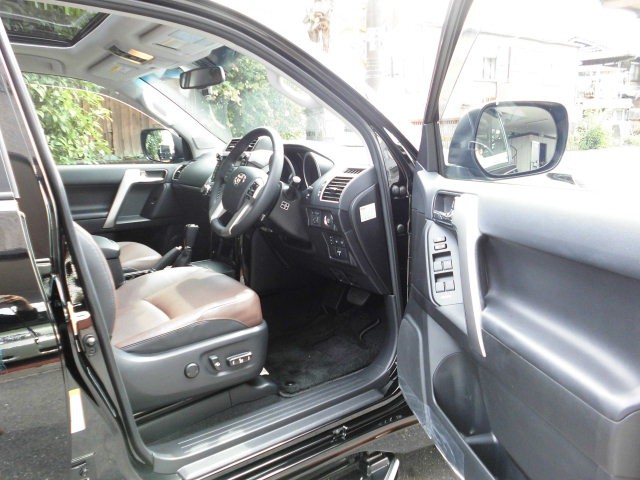 LAND CRUISER PRADO G-FRONTIER6