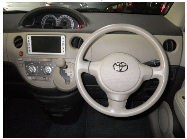 SIENTA X6