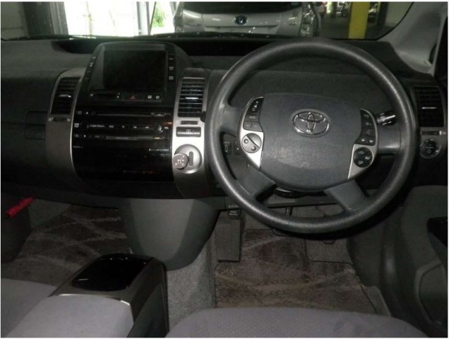 PRIUS S6