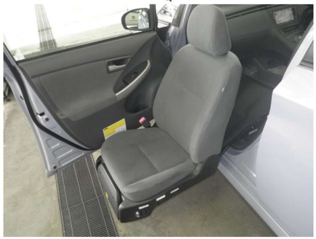 PRIUS S10