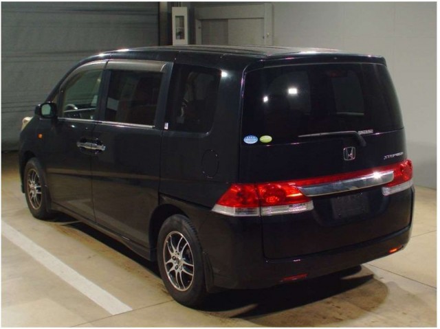 STEP WAGON G L PACKAGE2