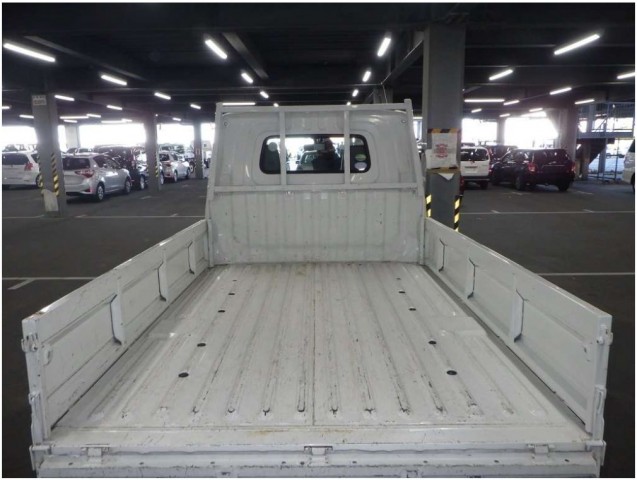 TOWN ACE TRUCK DX8