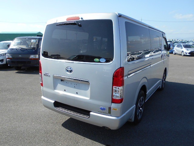 HIACE VAN DX GL PACKAGE4