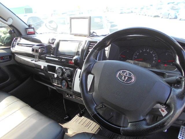 HIACE VAN DX GL PACKAGE5