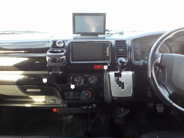 HIACE VAN DX GL PACKAGE6