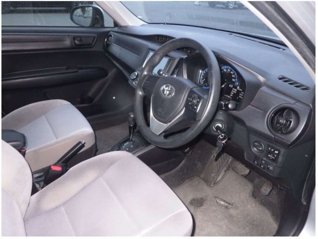 COROLLA AXIO HYBRID5