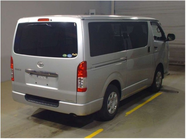 HIACE VAN  LONG DX GL PACKAGE2