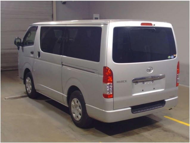 HIACE VAN  LONG DX GL PACKAGE4