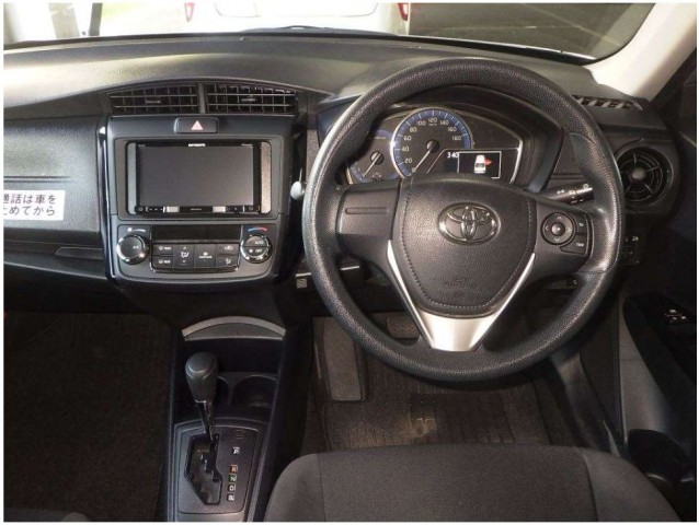COROLLA AXIO HYBRID6