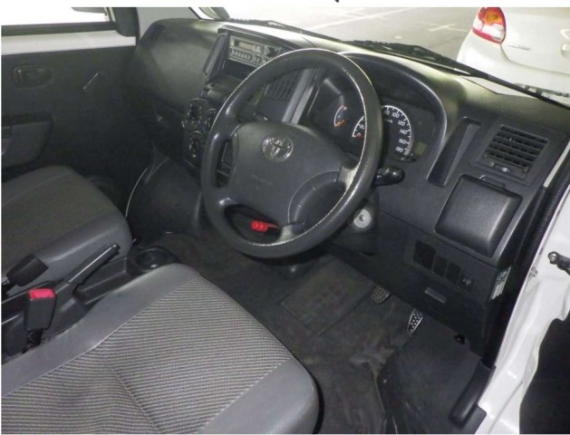 LITE ACE TRUCK DX5