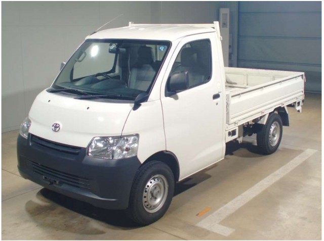 LITE ACE TRUCK DX2