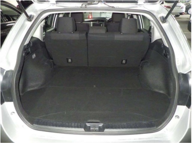 COROLLA FIELDER 1.5X8
