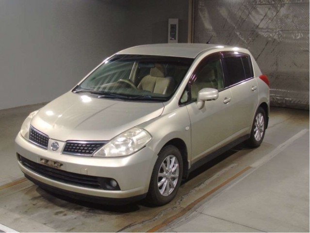 TIIDA 15G2