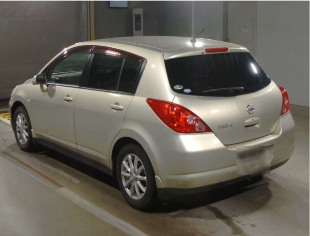 TIIDA 15G4