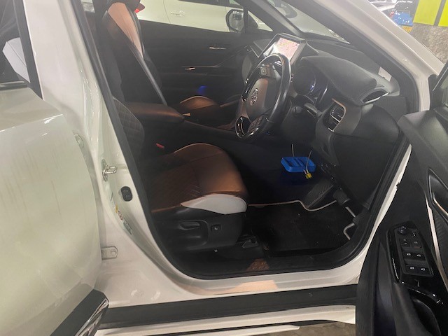C-HR  HYBRID G MODE NERO8