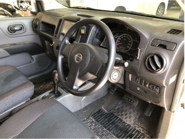 AD VAN EV5