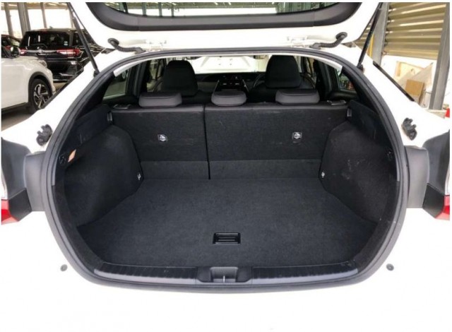 PRIUS S8
