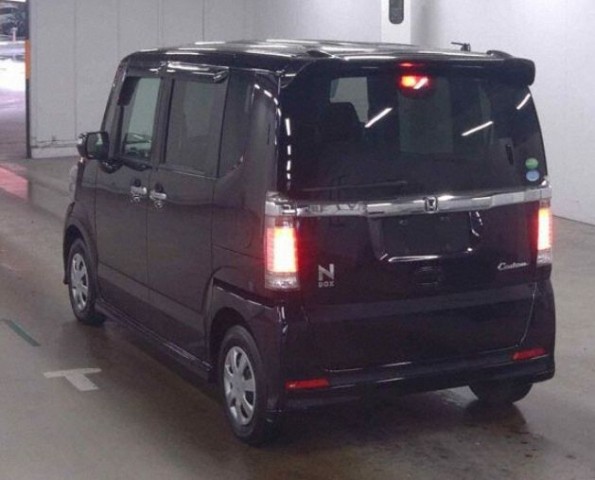 N-BOX CUSTOM G4