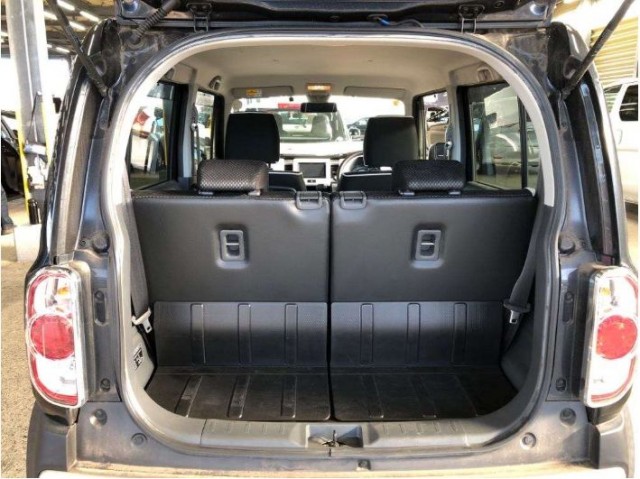HUSTLER HYBRID G8