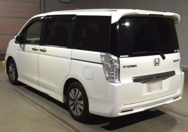 STEP WAGON SUPADA  Z ENTER ANAVI SALECTION4