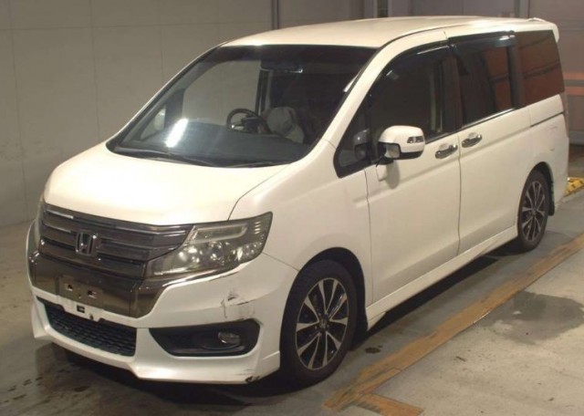 STEP WAGON SUPADA Z COOLSPIRIT INTER NAVI SELECTION2