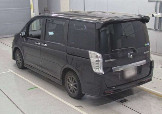 STEP WAGON SUPADA Z INTER NAVI SELECTION6