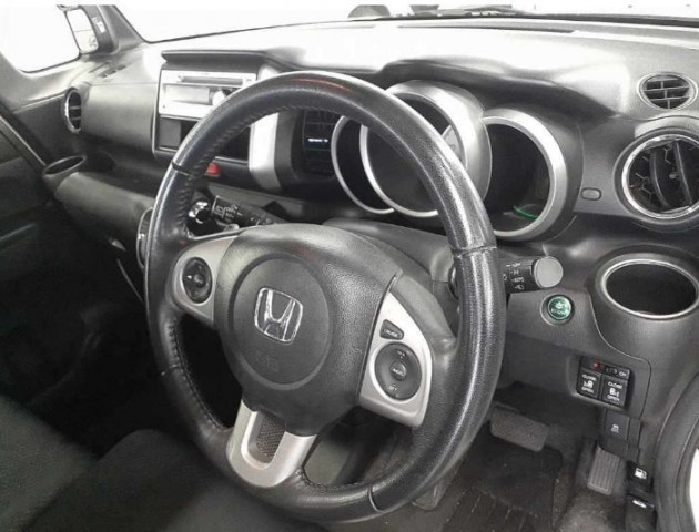 N-BOX G TURBO SS PACKAGE 7