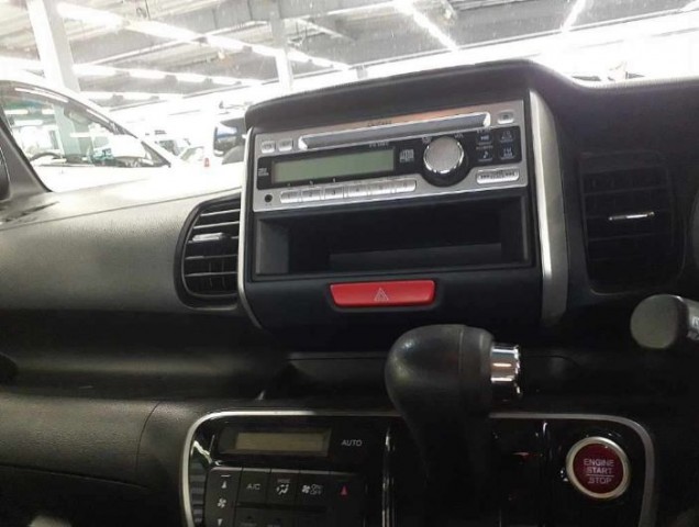 N-BOX G TURBO SS PACKAGE 8