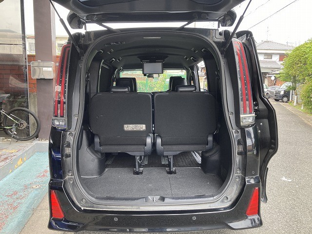 NOAH HYBRID SI ＷxB-210