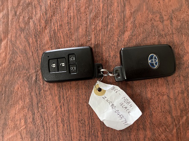 NOAH HYBRID SI ＷxB-218