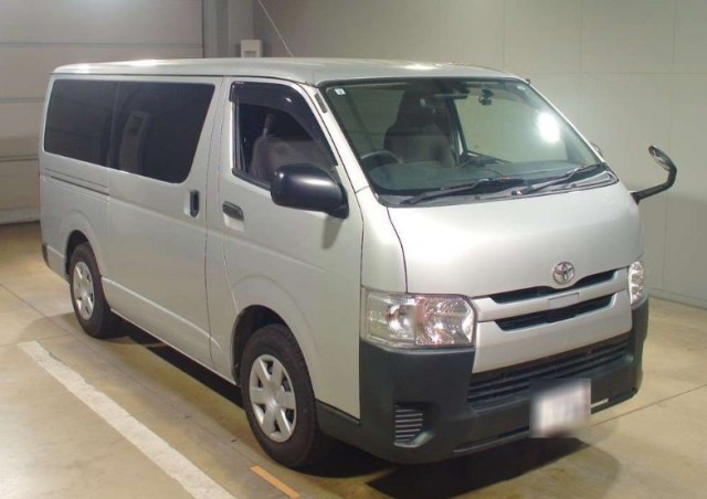 HIACE VAN LONG DX1
