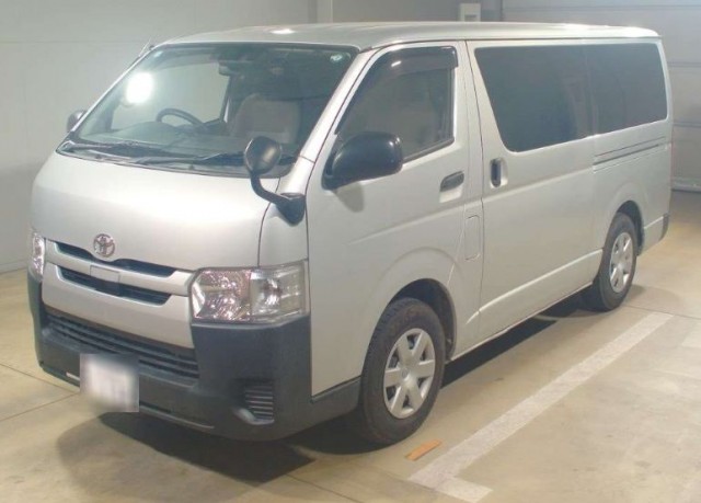 HIACE VAN LONG DX2