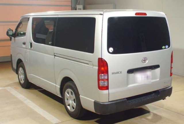 HIACE VAN LONG DX4