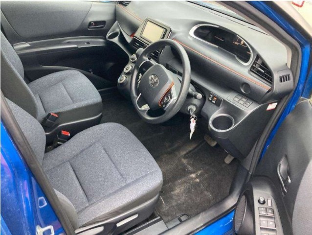 SIENTA X SHEELCHARE ACCESSIBLE5