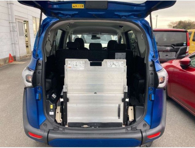 SIENTA X SHEELCHARE ACCESSIBLE8