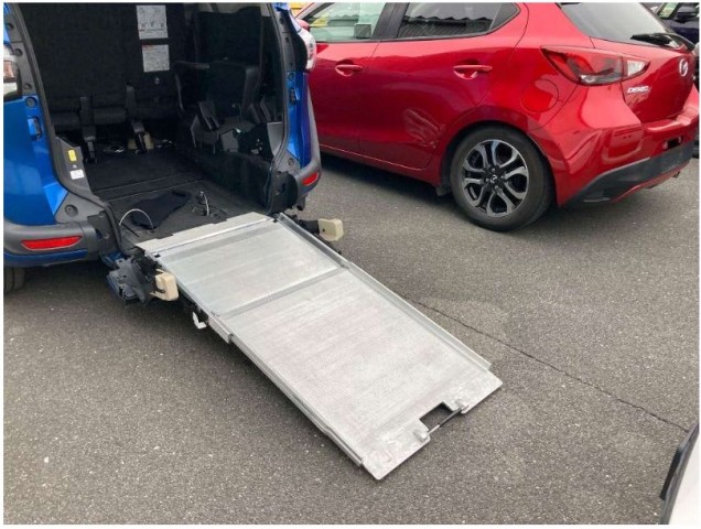 SIENTA X SHEELCHARE ACCESSIBLE9