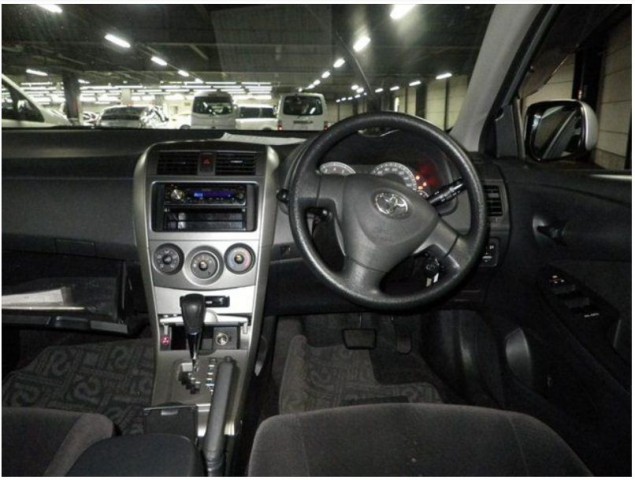 COROLLA FIELDER X4