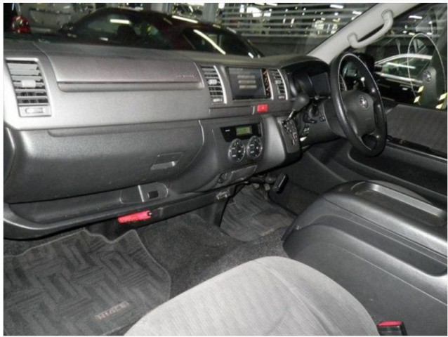 HIACE SUPER GL7