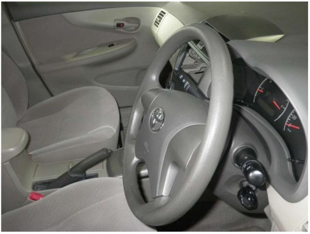 COROLLA AXIO X3